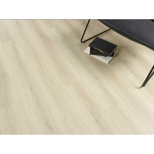 Delta Light Oak 6mm SPC Click Vinyl 1220x182mm (inc. 1mm Underlay)