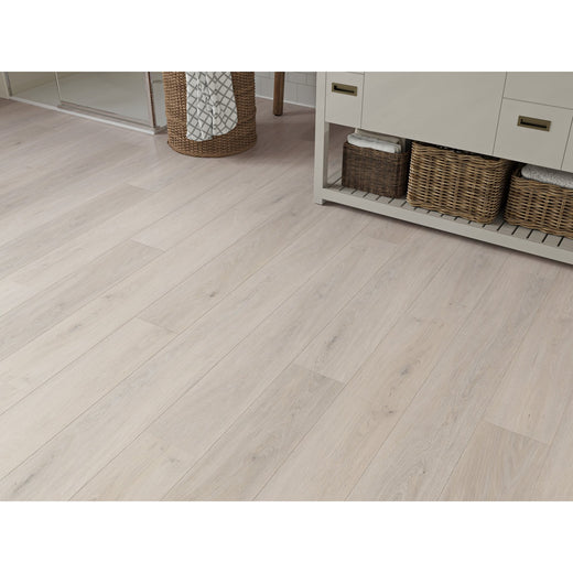 Brampton Light Grey Oak 5mm SPC Click LVT inc 1mm Underlay
