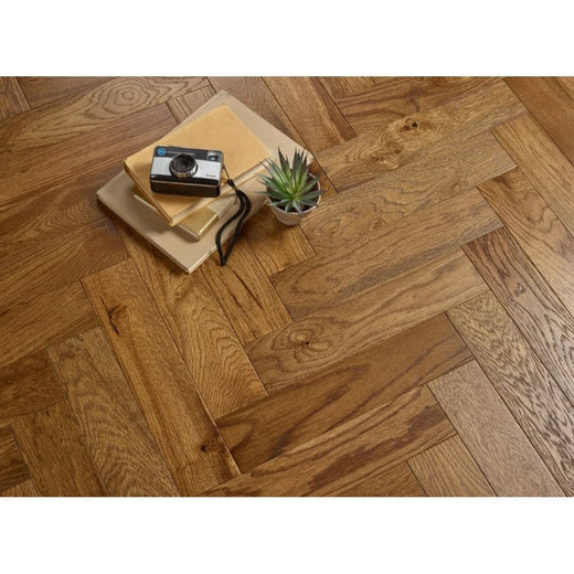 Herringbone Engineered Cognac Brushed & Lacquered 15mm
