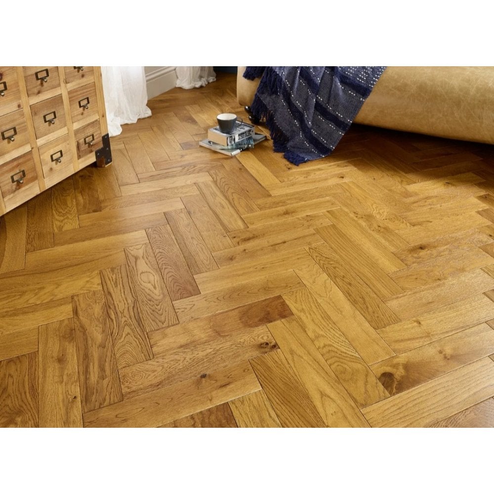 Herringbone Engineered Light Golden Brushed & Lacquered 15mm