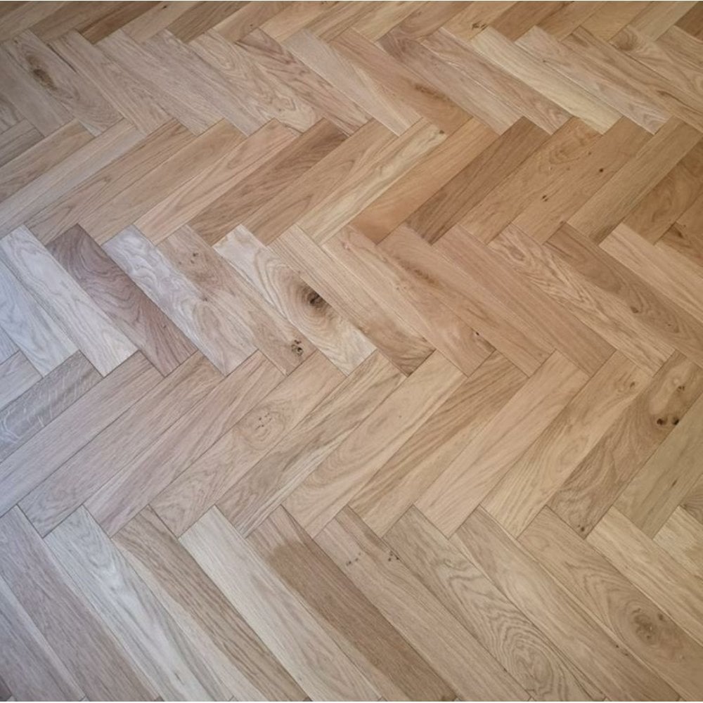 Herringbone Engineered Natural Brushed & Lacquered 15/4mm - 90x400mm