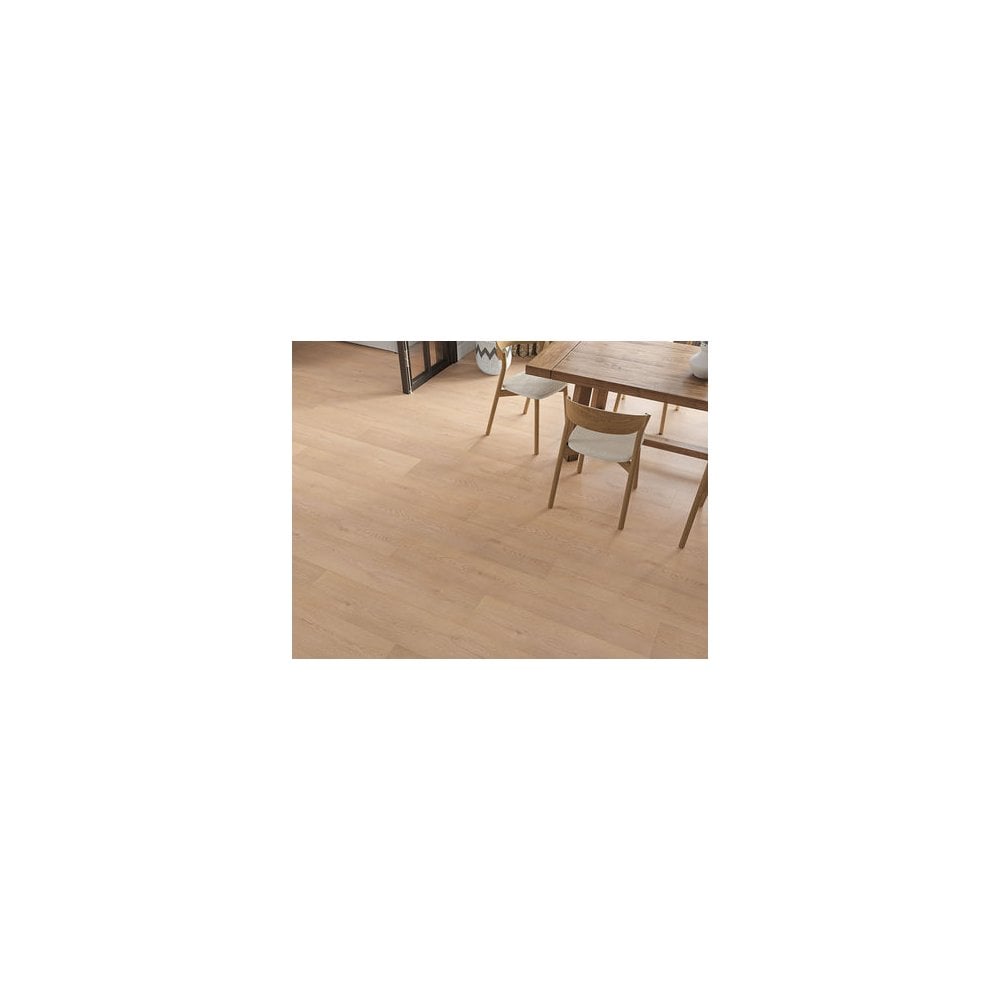 Ripley Natural Oak 12mm Laminate