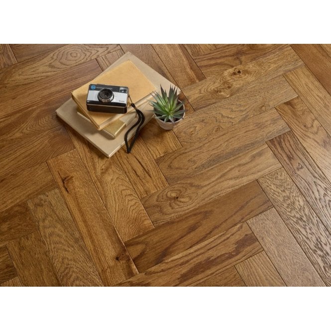 Herringbone Engineered Cognac Brushed & Lacquered 15mm