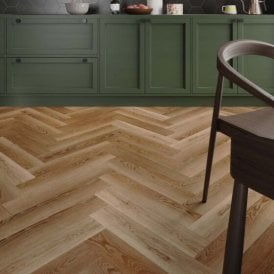 Luxwood Golden Oak Herringbone 5.2mm SPC Click Vinyl 630x126mm (1mm Underlay)