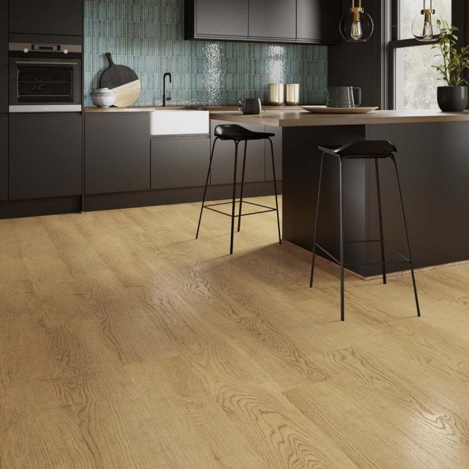 PREMIUM NATURAL OAK 7.5MM SPC CLICK LVT 1220X229MM - INC 1.5MM UNDERLAY