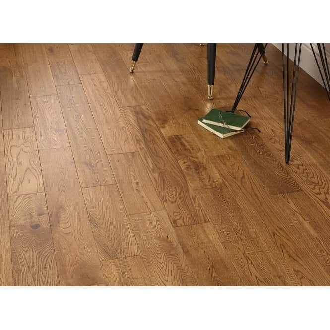 Solid Oak 18mm Golden Handscraped UV Lacquered 125mm
